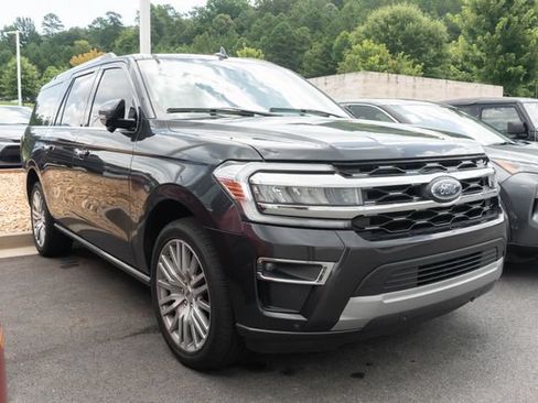 Used 2024 Ford Expedition Max Limited RWD image 3