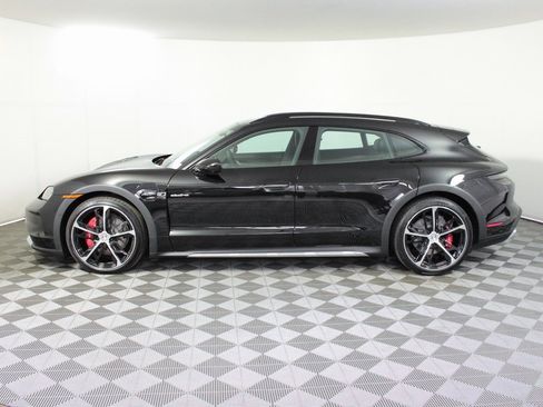 Used 2025 Porsche Taycan 4S image 2