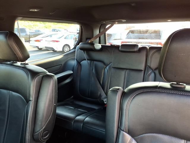 Used 2024 Jeep Wagoneer Series II AWD/4WD image 14