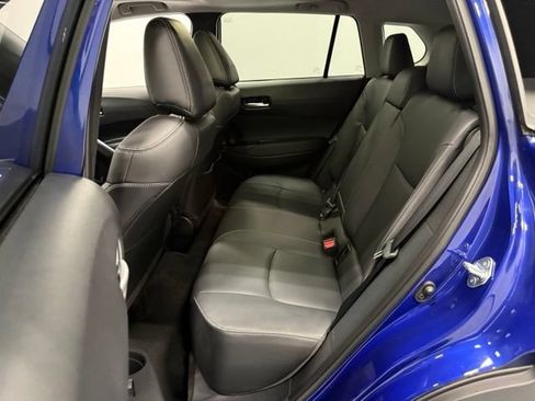 Used 2023 Toyota Corolla Cross XLE w/ Convenience Package AWD/4WD image 35