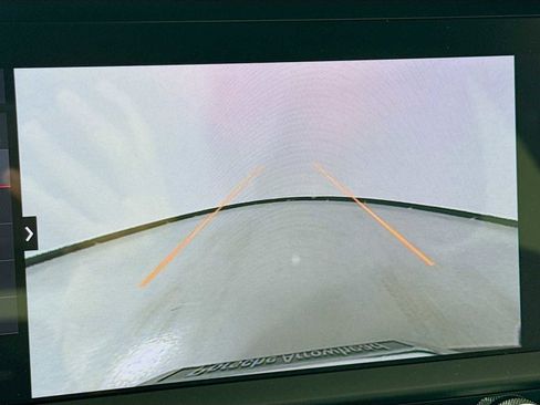 New 2026 Porsche Macan Turbo image 20