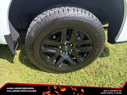 Used 2023 Chevrolet Silverado 1500 RST AWD/4WD image 11