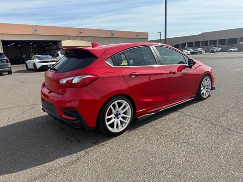 Used 2017 Chevrolet Cruze LT w/ Convenience Package FWD image 5