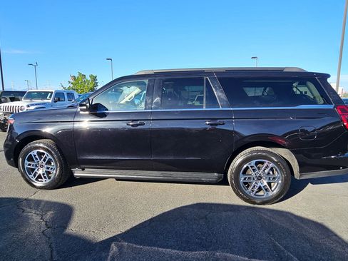 Used 2025 Ford Expedition Max Active AWD/4WD image 9
