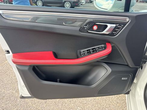 Used 2021 Porsche Macan GTS image 18