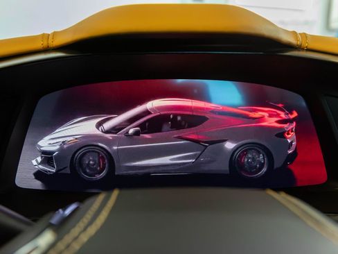 Used 2024 Chevrolet Corvette Z06 RWD image 21
