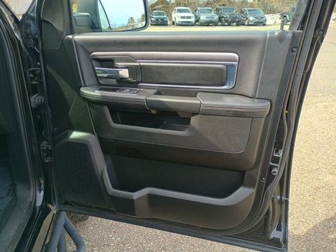 Used 2022 RAM 1500 Classic Warlock w/ Electronics Group AWD/4WD image 13