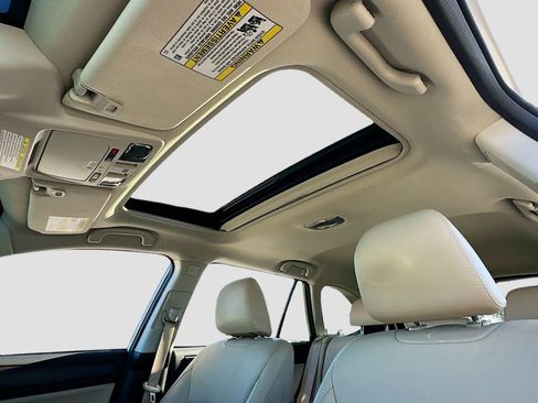 Used 2019 Subaru Outback 2.5i Limited image 23