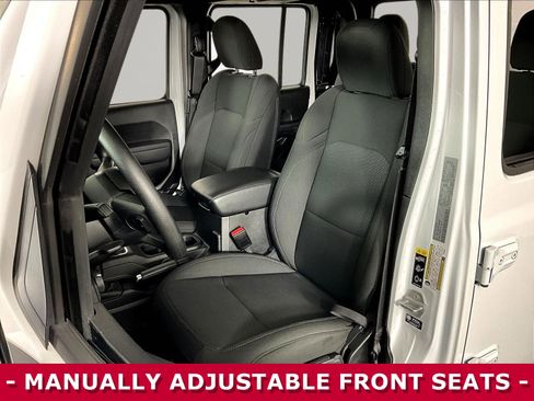 Used 2023 Jeep Gladiator Sport w/ Trailer Tow Package AWD/4WD image 22