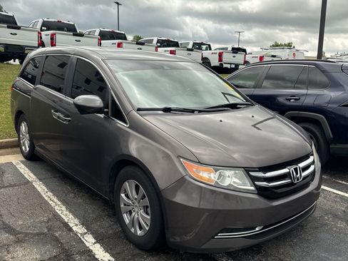 Used 2016 Honda Odyssey EX-L image 2
