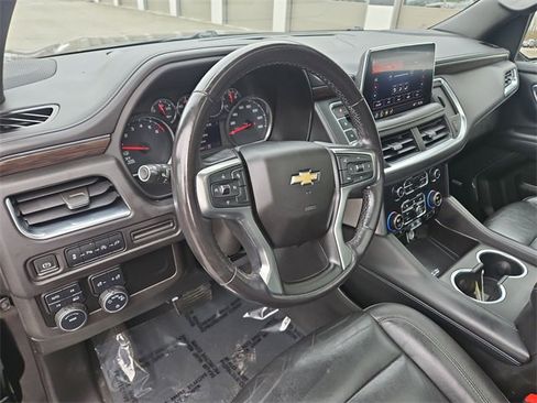 Used 2021 Chevrolet Suburban LT image 10