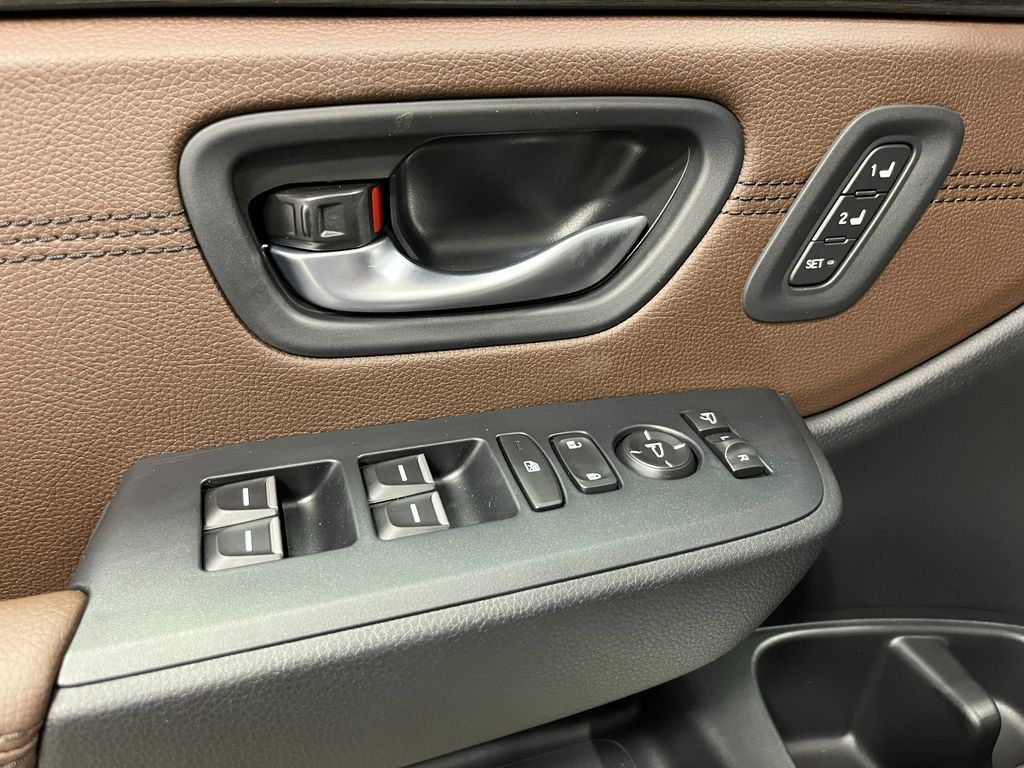 New 2026 Honda Pilot Touring image 13