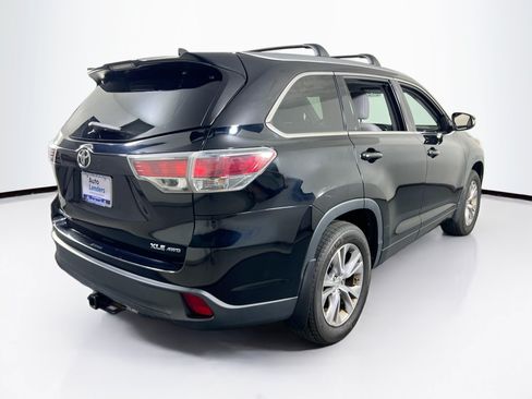 Used 2015 Toyota Highlander XLE AWD/4WD image 5