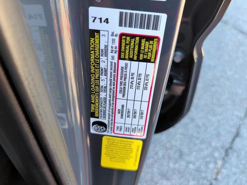 Used 2025 Toyota Tacoma TRD Off-Road image 31