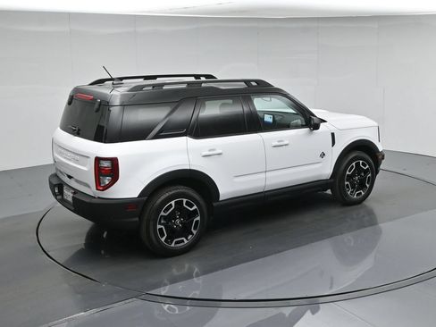 Used 2023 Ford Bronco Sport Outer Banks w/ Tech Package AWD/4WD image 44
