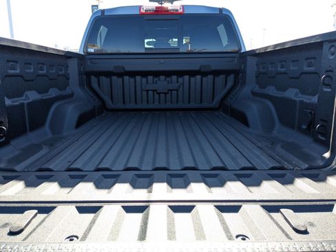 Certified 2025 Chevrolet Colorado ZR2 w/ Technology Package image 19