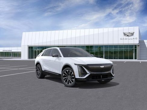 New 2026 Cadillac Lyriq Sport AWD/4WD image 38