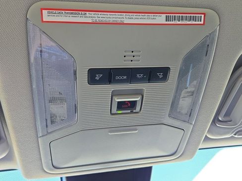 Used 2022 Toyota RAV4 XLE image 28