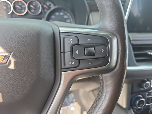 Used 2021 Chevrolet Tahoe LT w/ LT Signature Package AWD/4WD image 19