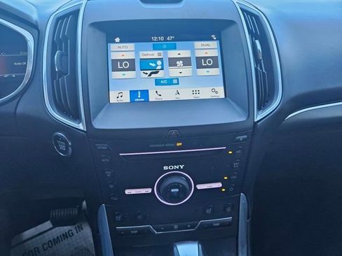 Used 2016 Ford Edge Titanium w/ Equipment Group 301A image 18