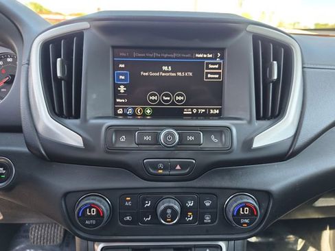 Used 2023 GMC Terrain SLE w/ Driver Convenience Package image 23