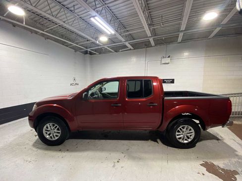 Used 2016 Nissan Frontier SV AWD/4WD image 3