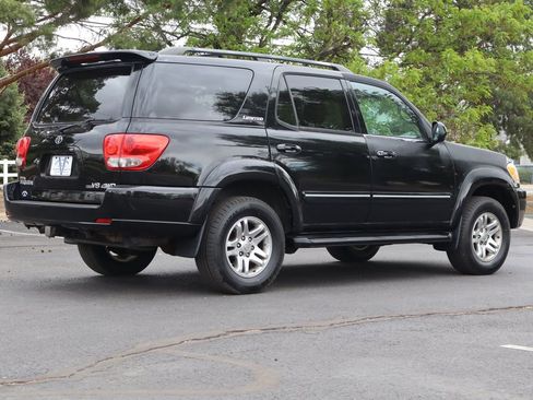 Used 2006 Toyota Sequoia Limited AWD/4WD image 5