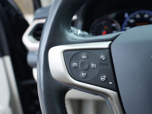 Used 2022 GMC Acadia Denali w/ Denali Ultimate Package image 29