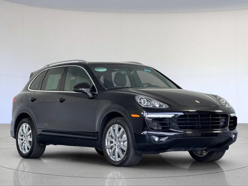 Certified 2016 Porsche Cayenne S AWD/4WD image 10