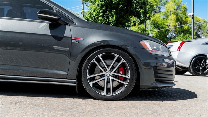 Used 2017 Volkswagen GTI Sport FWD image 11