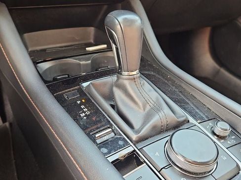 Used 2024 MAZDA MAZDA3 s image 23