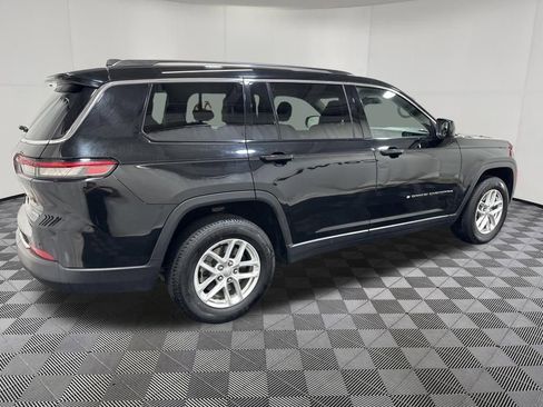 Used 2023 Jeep Grand Cherokee L Laredo AWD/4WD image 8