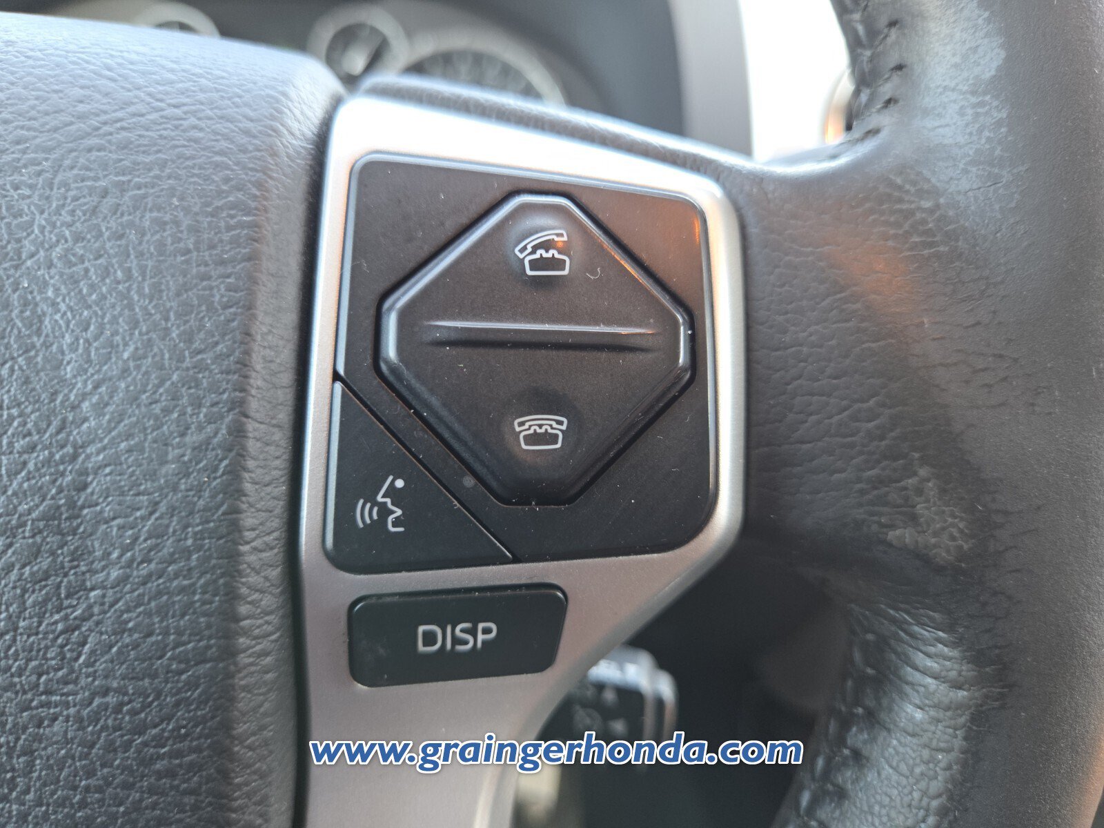 Used 2015 Toyota Tundra 1794 Edition AWD/4WD image 15