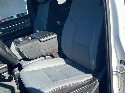 Used 2021 RAM 1500 Big Horn image 10