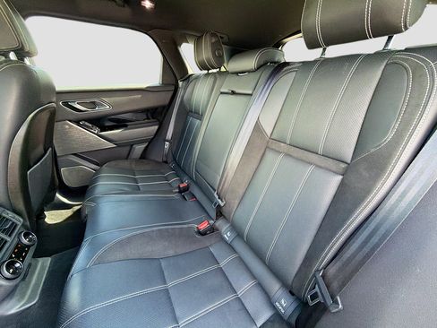 Used 2019 Land Rover Range Rover Velar R-Dynamic SE AWD/4WD image 20