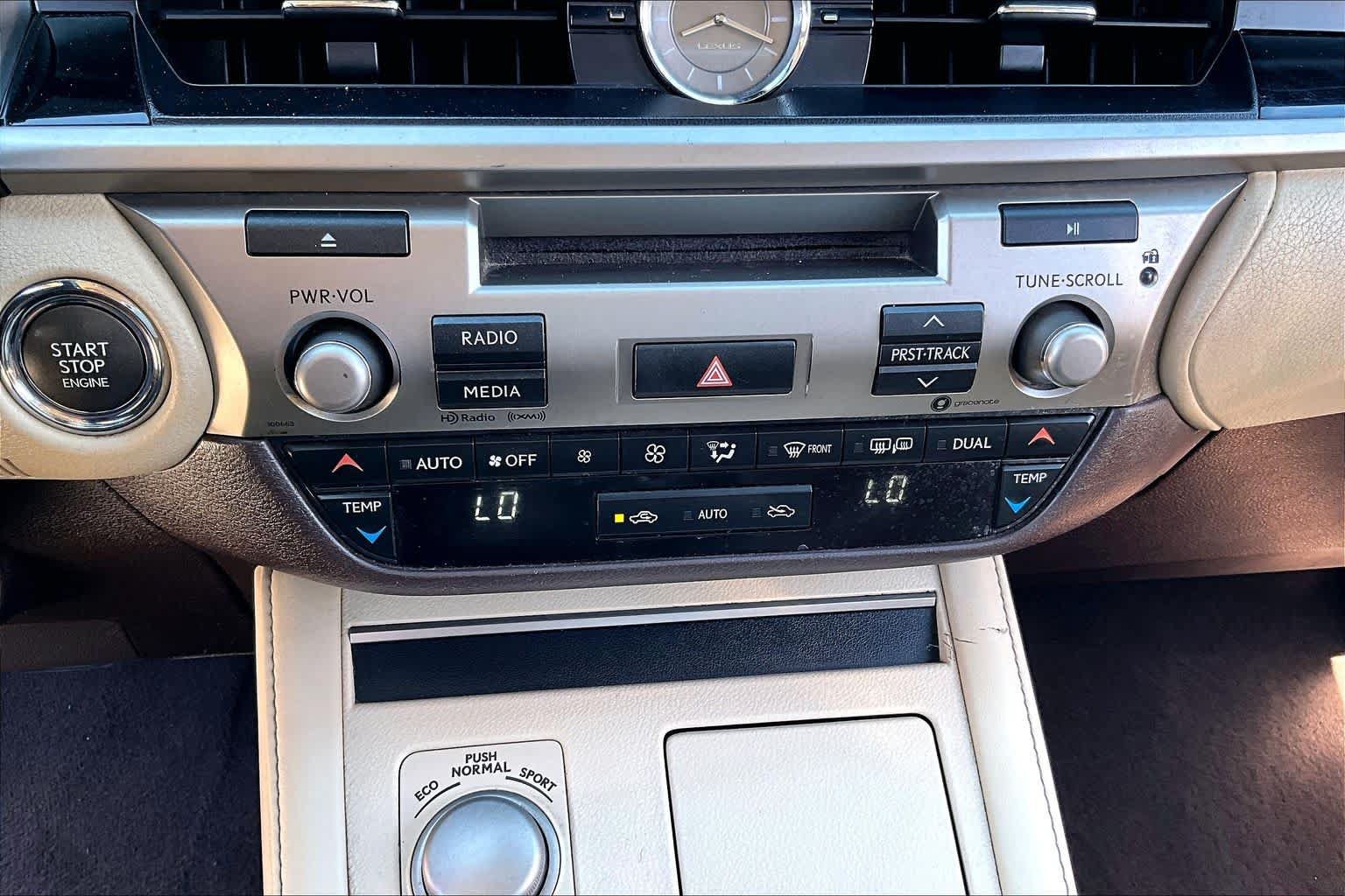 Used 2018 Lexus ES 350 F Sport w/ Accessory Package 2 FWD image 32