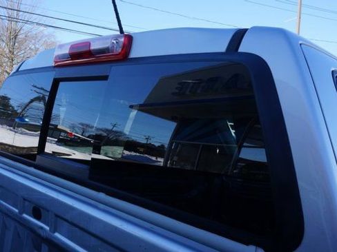 Used 2018 Chevrolet Colorado LT w/ LT Convenience Package image 45