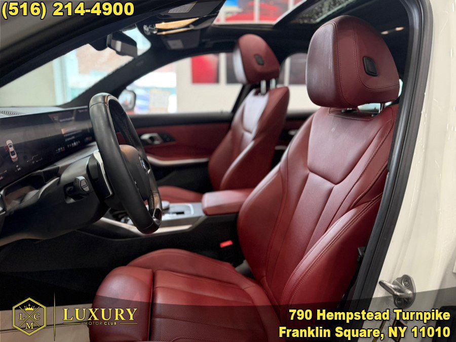 Used 2025 BMW 330i Sedan w/ Convenience Package RWD image 1