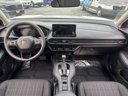 Used 2025 Honda HR-V LX image 20