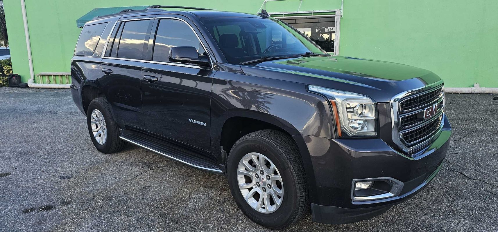 Used 2018 GMC Yukon SLE w/ Convenience Package RWD image 7