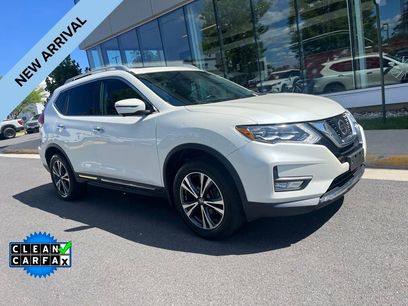 Used 2017 Nissan Rogue SL w/ SL Premium Package