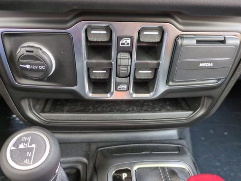 New 2025 Jeep Wrangler Sahara image 10