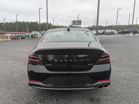 Used 2023 Genesis G70 2.0T image 6