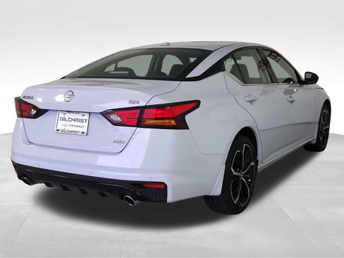 Used 2025 Nissan Altima 2.5 SR AWD/4WD image 5