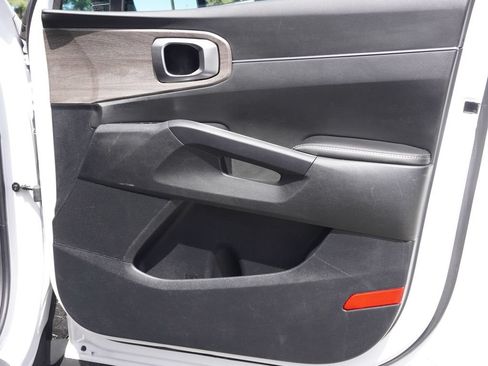 Used 2023 Kia Sorento S w/ Panoramic Sunroof Package AWD/4WD image 25