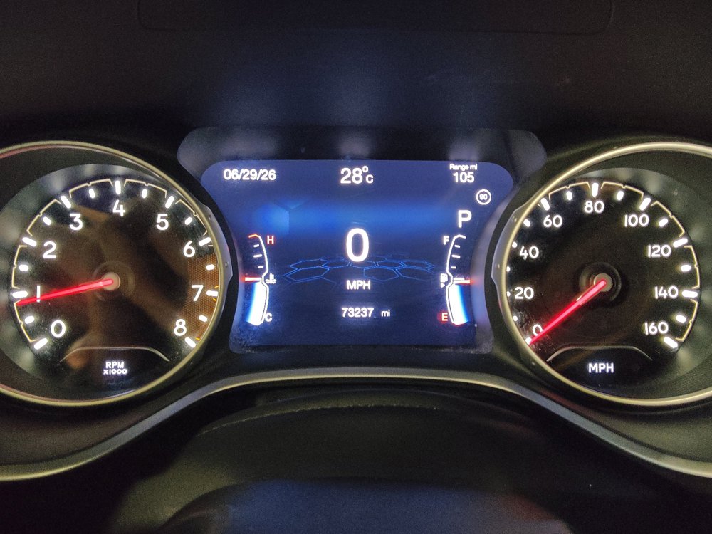 Used 2018 Jeep Compass Latitude w/ Popular Equipment Group FWD image 23