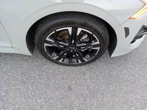 Used 2021 Kia K5 GT-Line AWD/4WD image 9