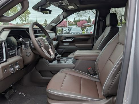 New 2026 GMC Sierra 1500 Denali w/ Denali Reserve Package AWD/4WD image 40