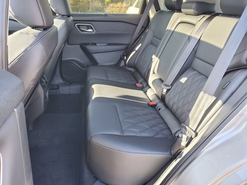 New 2026 Nissan Rogue Platinum w/ Platinum Premium Package AWD/4WD image 11