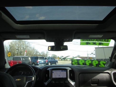 Used 2019 Chevrolet Silverado 1500 LTZ w/ LTZ Premium Package image 10